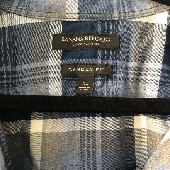 Men’s Banana republic button down - Picture 2 of 4